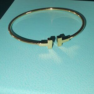 Tiffany T Wire Narrow Bangle 18k Gold